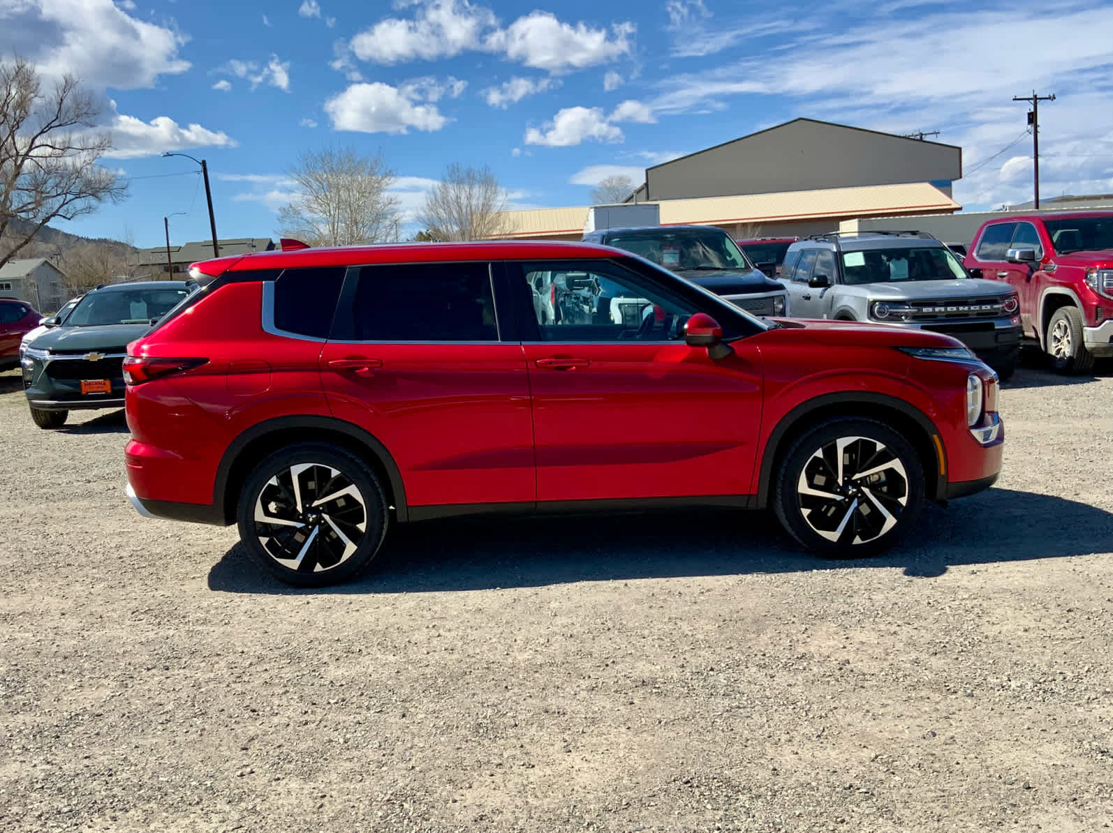 Used 2024 Mitsubishi Outlander SE image 6