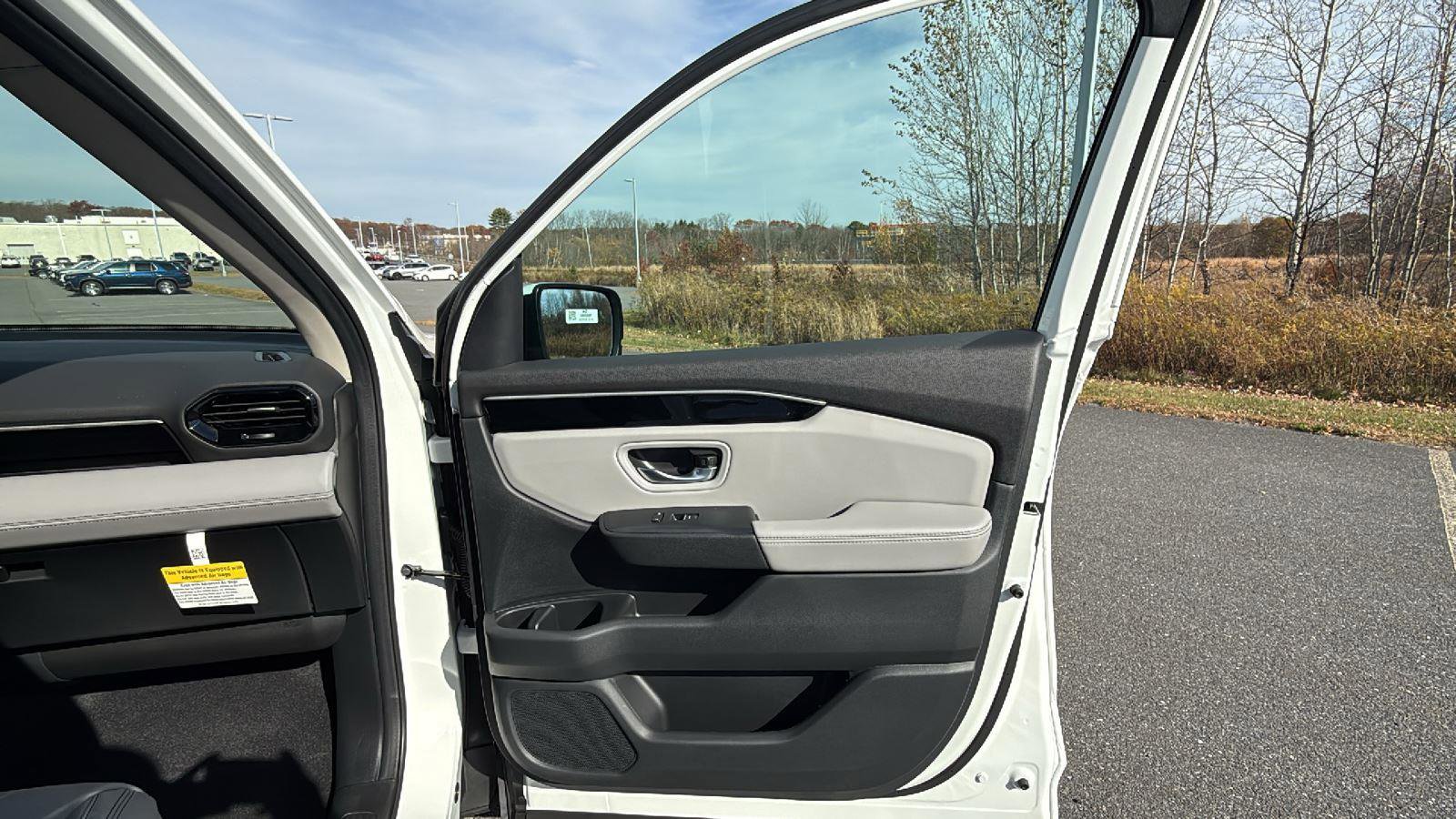 New 2025 Honda Pilot EX-L image 19