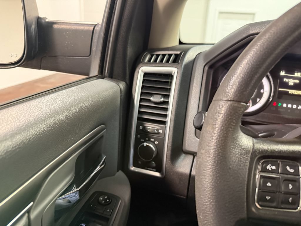 Used 2018 RAM 3500 SLT w/ Snow Chief Group AWD/4WD image 64