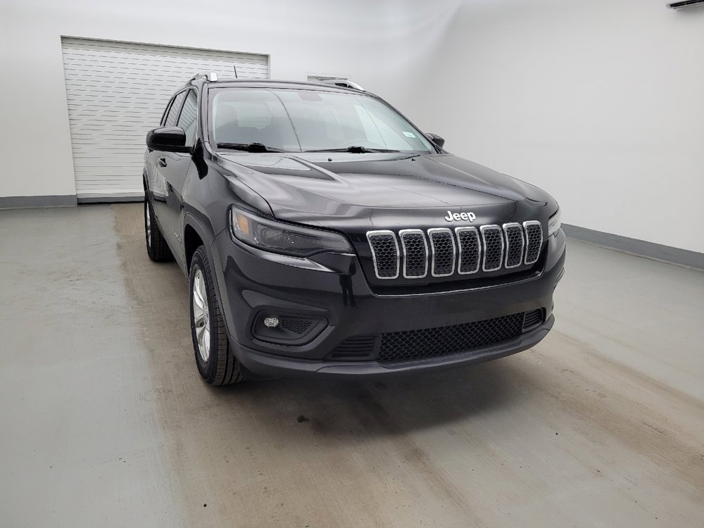 Used 2019 Jeep Cherokee Latitude w/ Cold Weather Group image 14