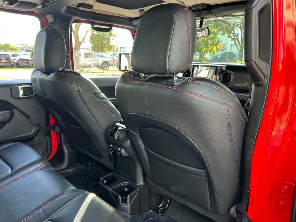 Used 2022 Jeep Wrangler Unlimited Sport image 39