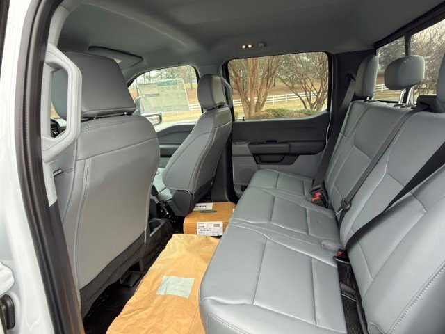 New 2024 Ford F450 XL w/ XL Chrome Package image 7