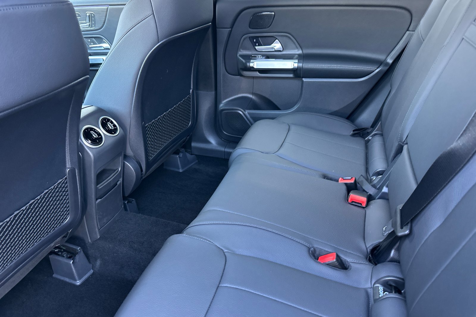 New 2026 Mercedes-Benz GLB 250 250 image 12