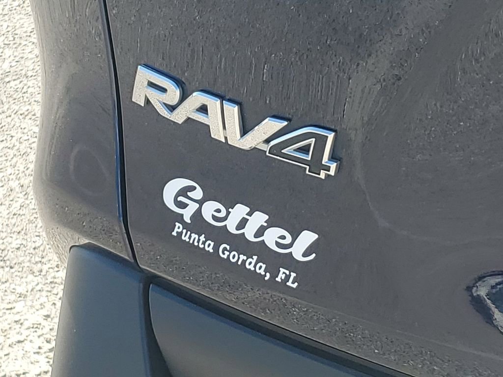 Certified 2021 Toyota RAV4 XLE w/ Convenience Package image 40