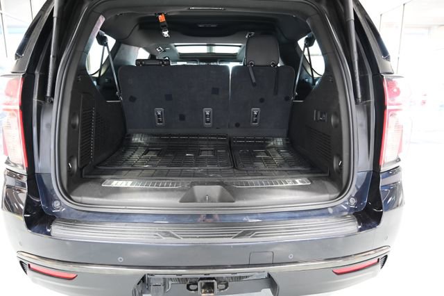 Used 2021 Chevrolet Suburban Z71 w/ Luxury Package image 28