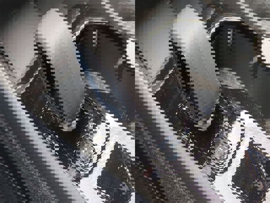 New 2026 Volvo XC40 B5 Ultra w/ Protection Package Premier image 32