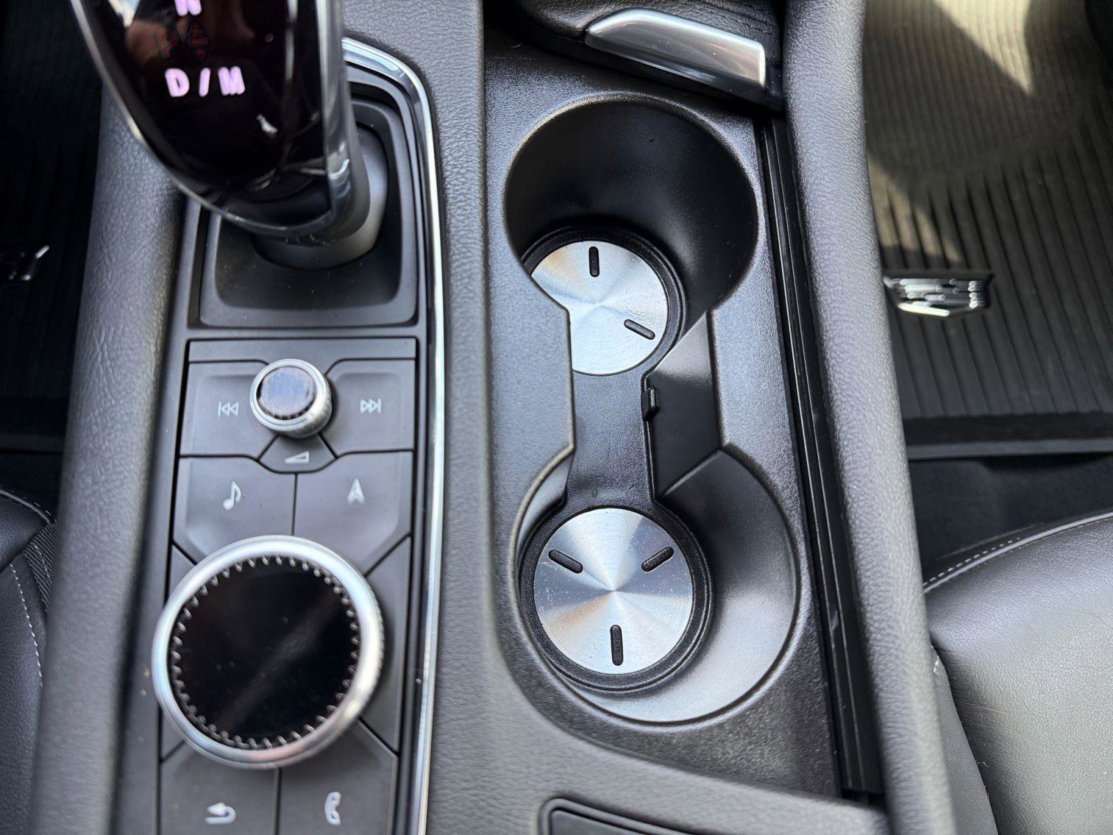 Used 2024 Cadillac XT6 Premium Luxury image 34