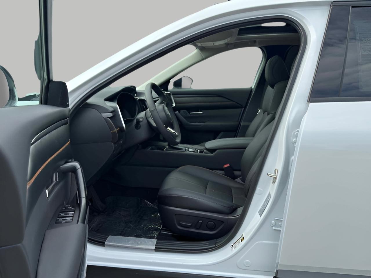 New 2025 MAZDA CX-50 AWD 2.5 Hybrid w/ Weather Package image 10