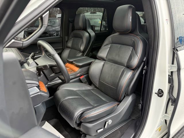 Used 2025 Lincoln Navigator L Black Label image 18