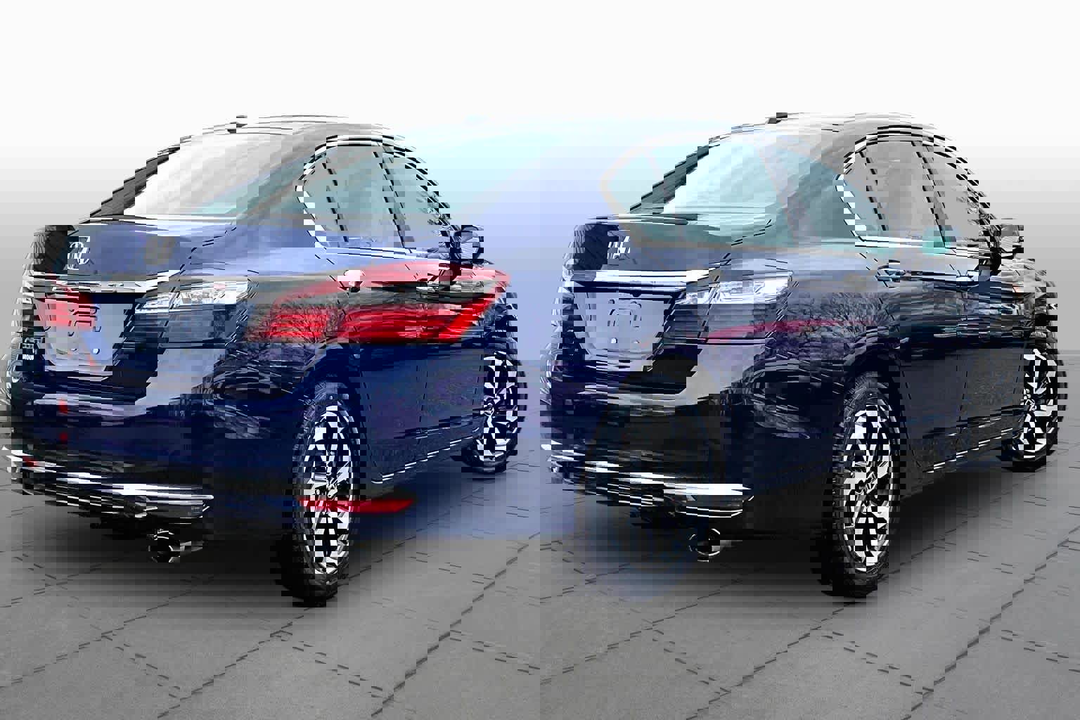 Used 2016 Honda Accord EX-L image 13