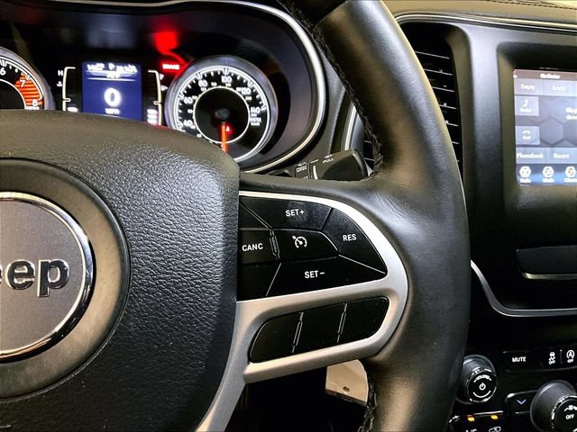 Used 2019 Jeep Cherokee Latitude AWD/4WD image 18