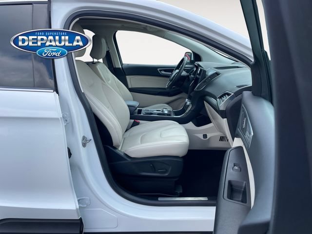 Certified 2022 Ford Edge Titanium w/ Equipment Group 301A AWD/4WD image 19