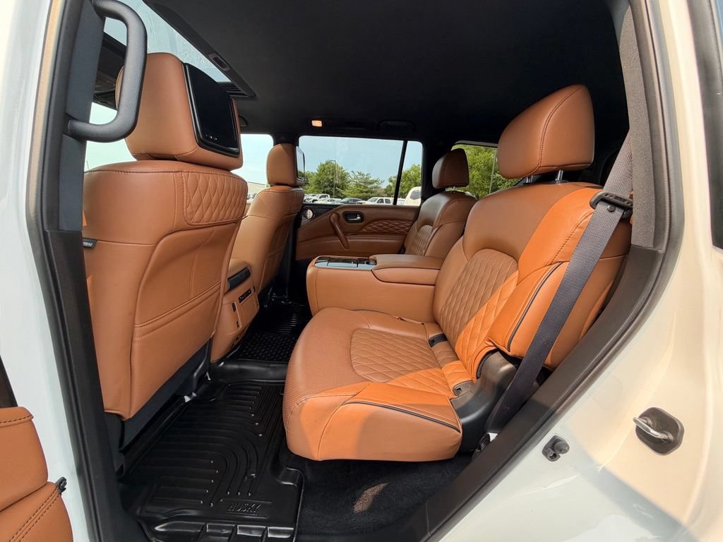 Used 2023 INFINITI QX80 Sensory w/ Cargo Package AWD/4WD image 7