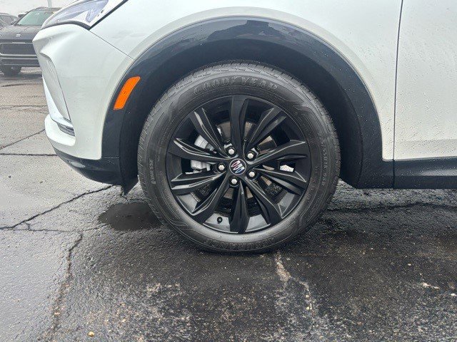 Used 2024 Buick Envista Sport Touring w/ Convenience I Package image 6