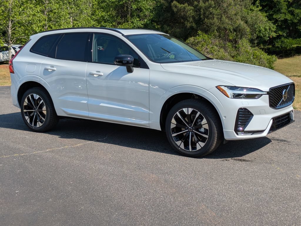 New 2026 Volvo XC60 B5 Plus w/ Protection Package Premier AWD/4WD image 8