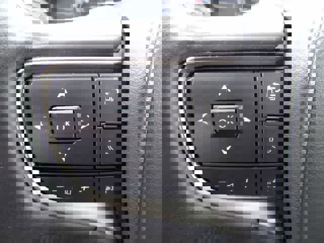 Used 2021 Lexus UX 250h w/ Premium Package image 18