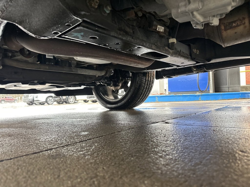 Used 2020 Chevrolet Suburban LT image 21