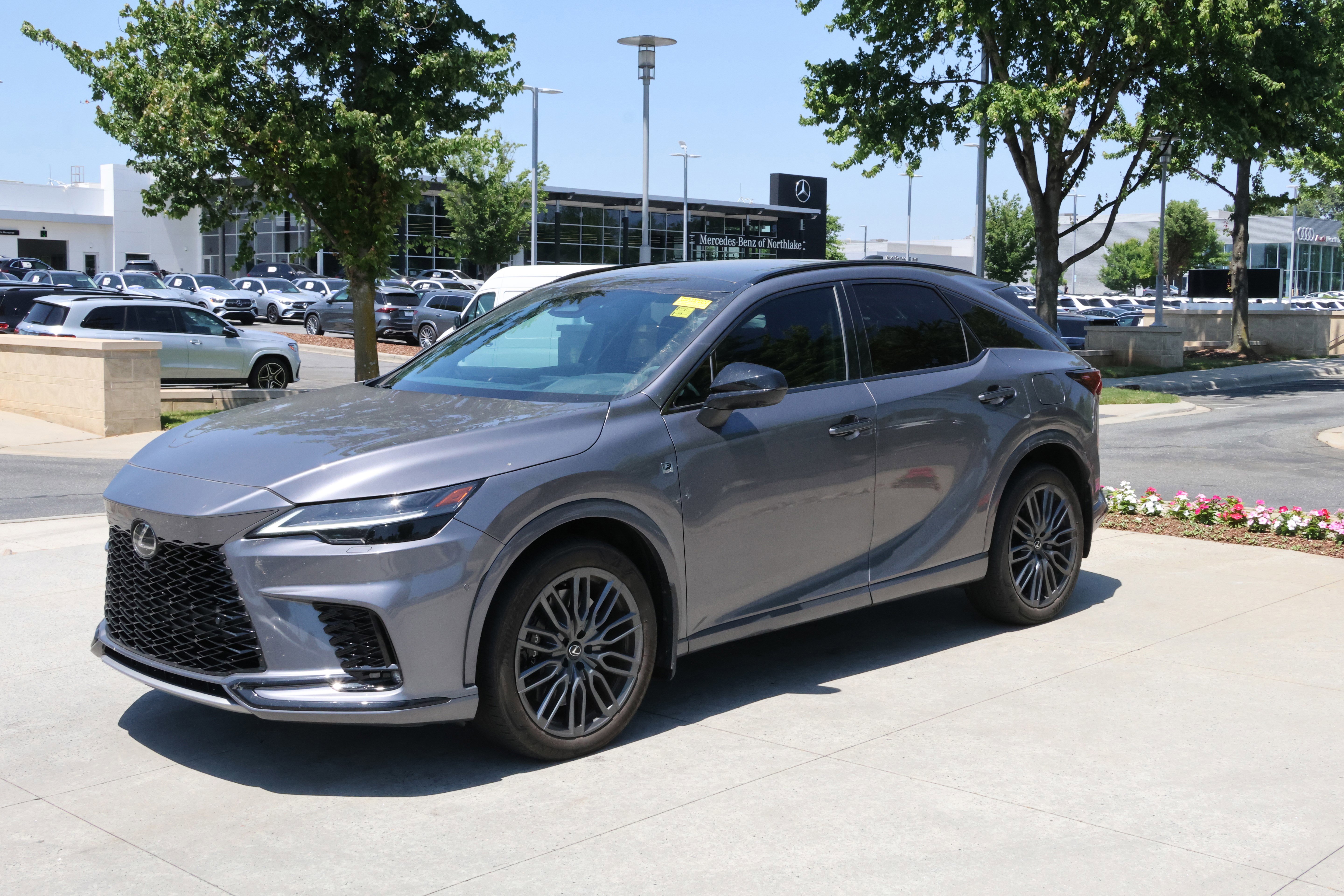 Used 2023 Lexus RX 500h F Sport w/ Accessory Package (Z1) AWD/4WD image 5