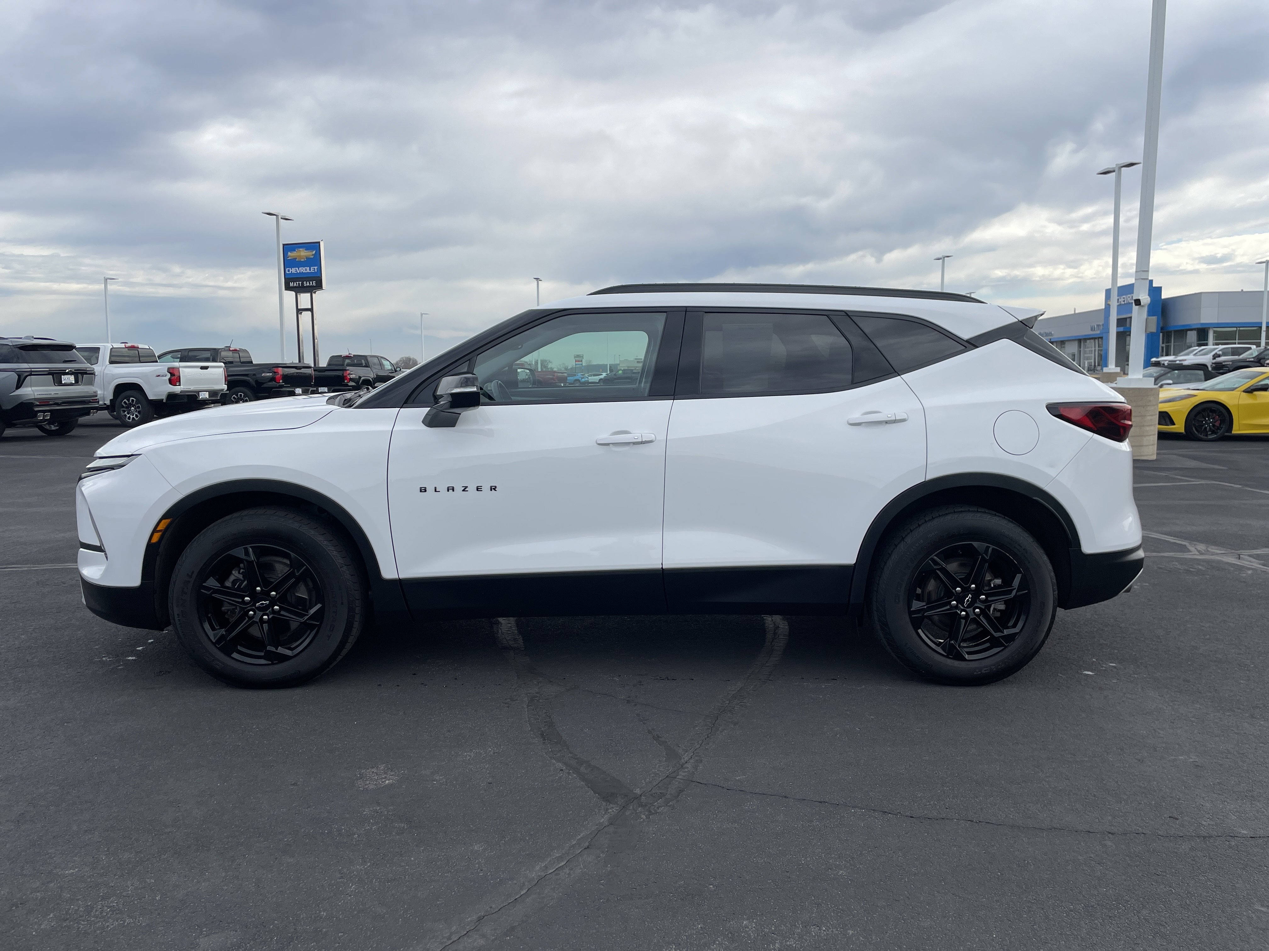 Certified 2024 Chevrolet Blazer LT w/ Midnight/Sport Edition image 2