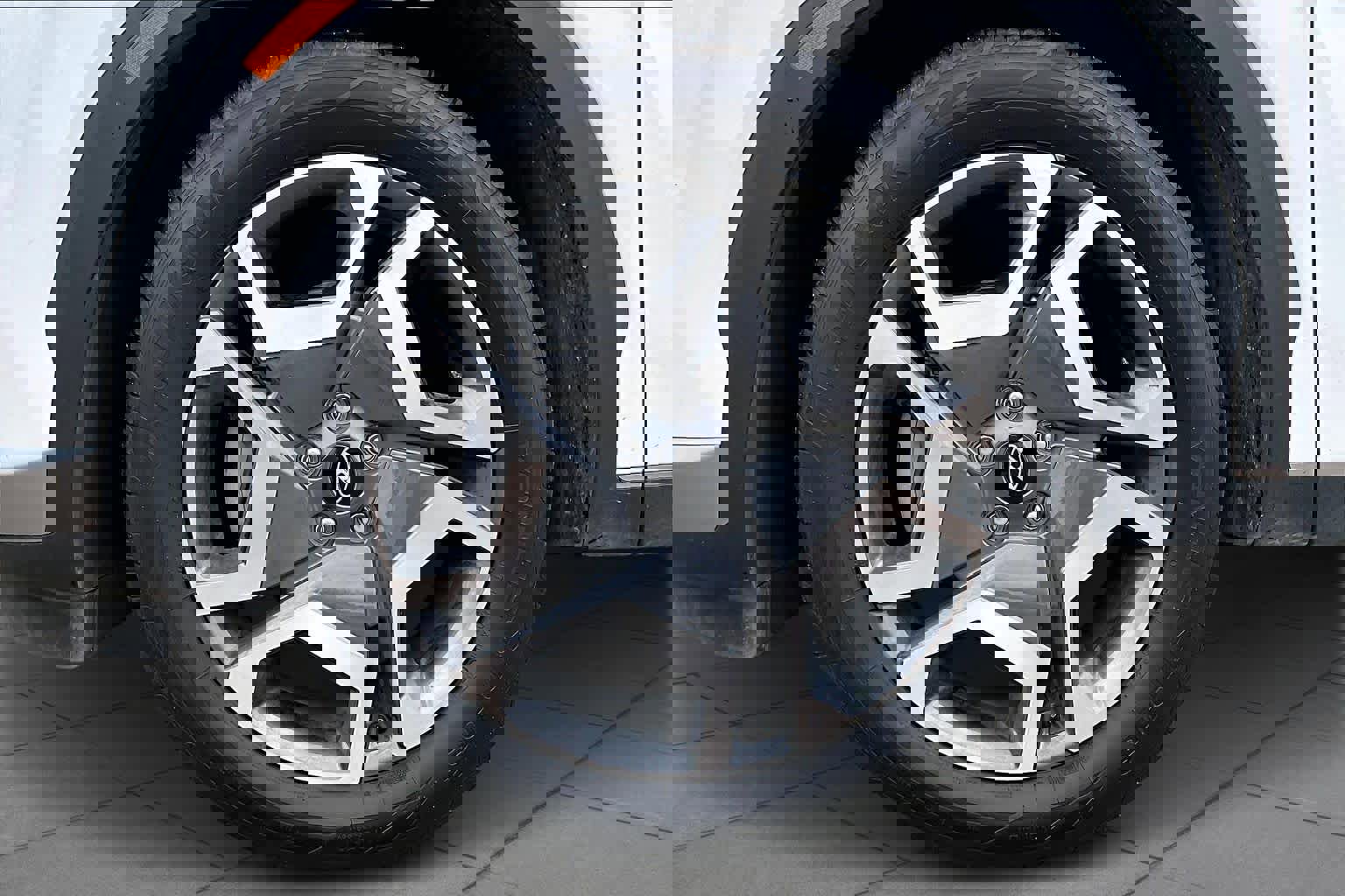 Used 2023 Hyundai Palisade Limited FWD image 10