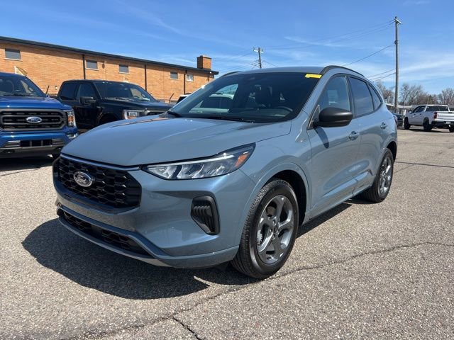 Certified 2023 Ford Escape ST-Line w/ Tech Pack #1 AWD/4WD image 28