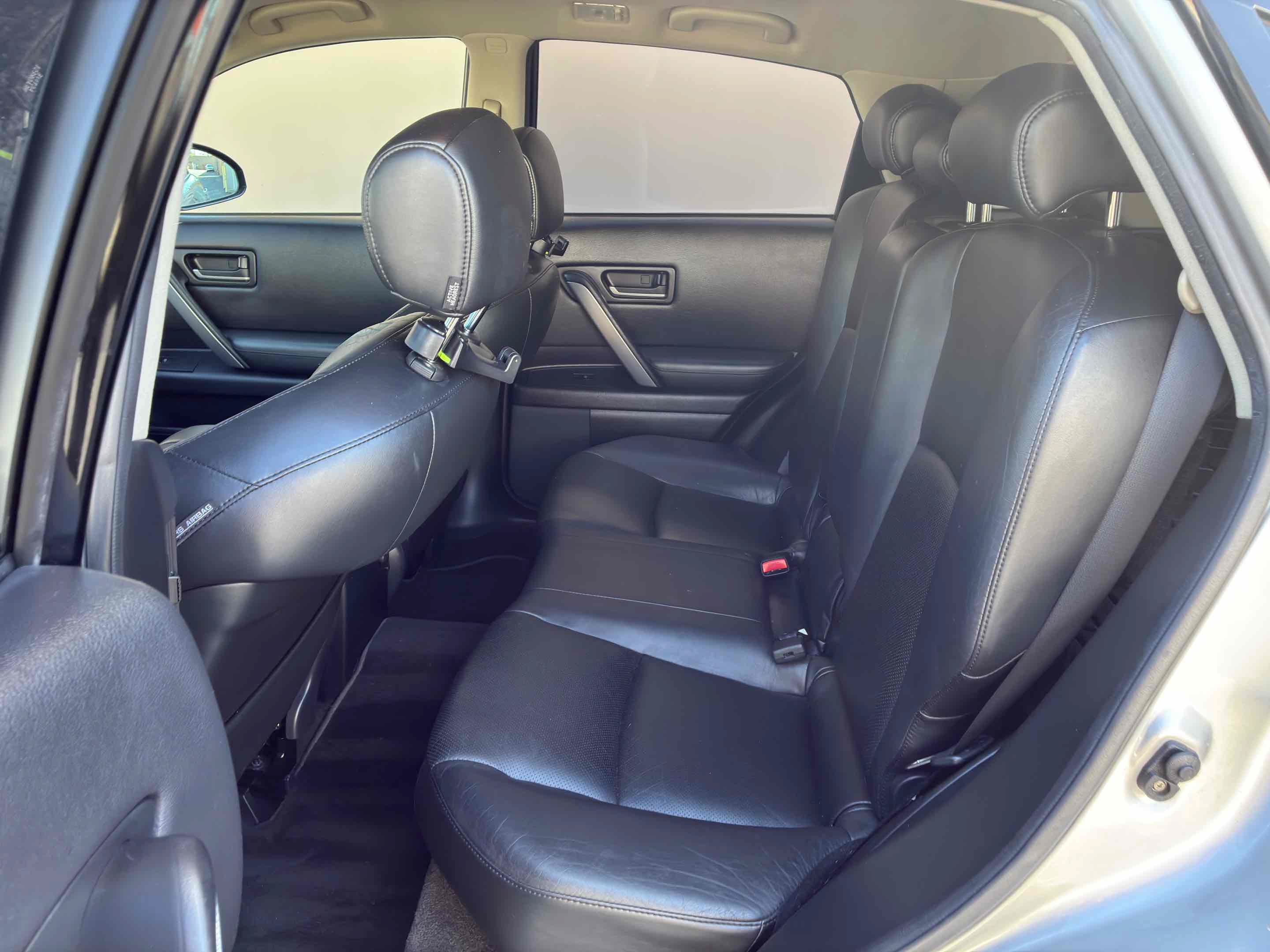 Used 2005 INFINITI FX45 AWD w/ (U01) Technology Pkg image 47
