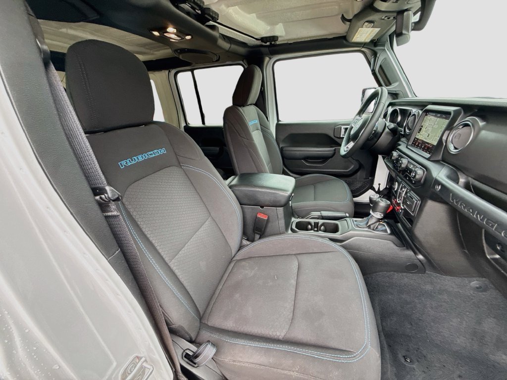 Certified 2023 Jeep Wrangler Unlimited Rubicon 4xe w/ Cold Weather Group AWD/4WD image 33