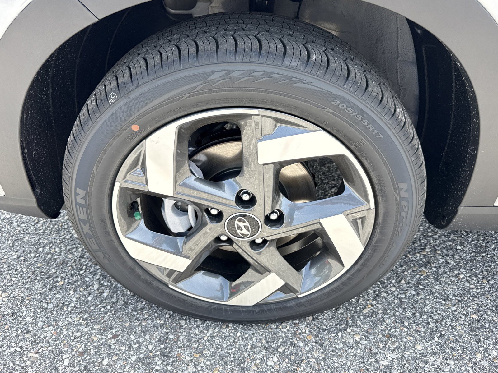 New 2026 Hyundai Venue SEL FWD image 9