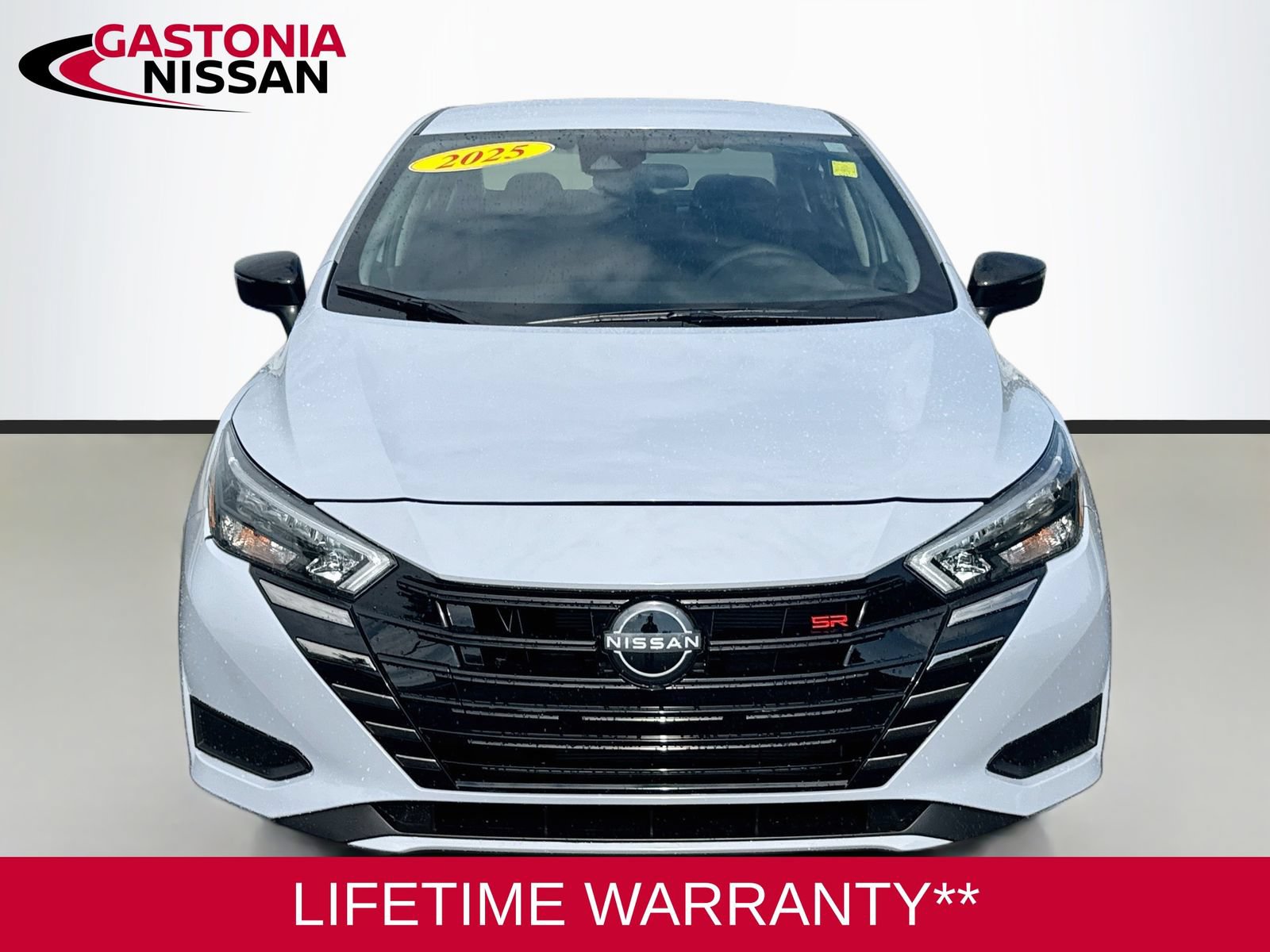 Used 2025 Nissan Versa SR w/ Trunk Package FWD image 2