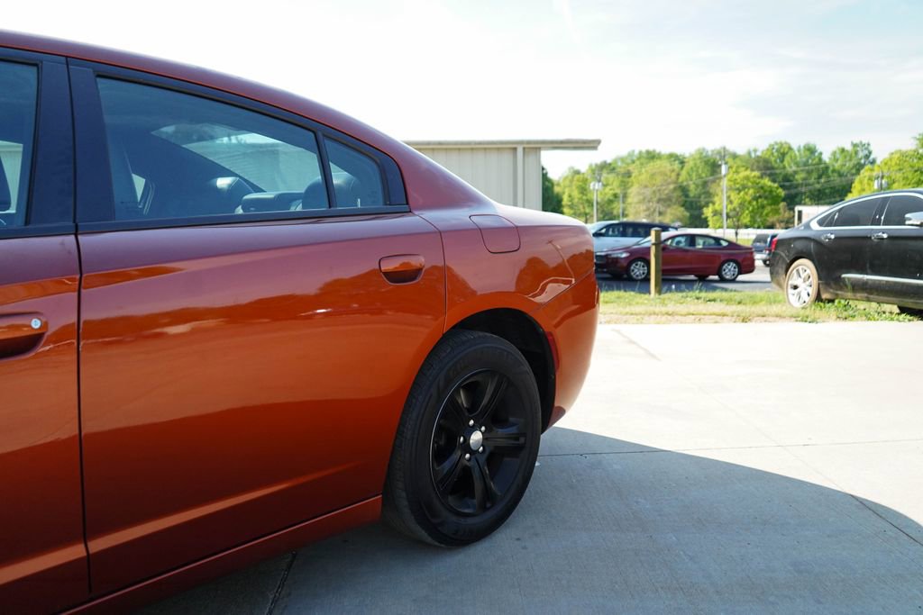 Used 2021 Dodge Charger SXT w/ Leather Interior Group image 15