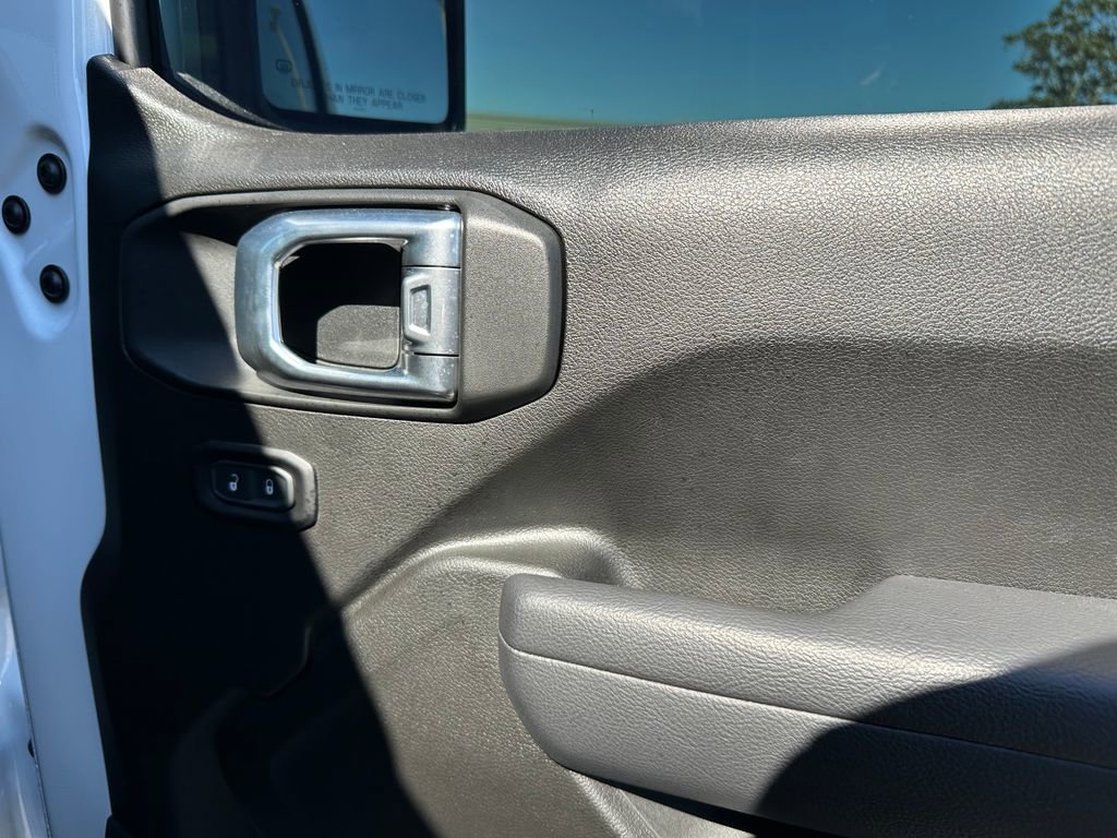 Used 2025 Jeep Wrangler Rubicon image 39