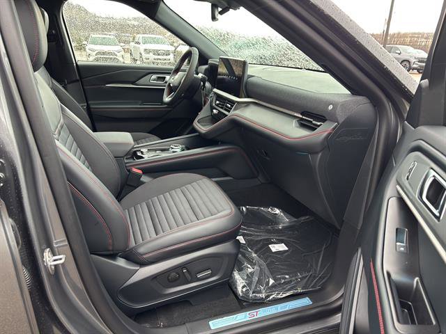 New 2026 Ford Explorer ST-Line w/ ST-Line Street Pack image 19