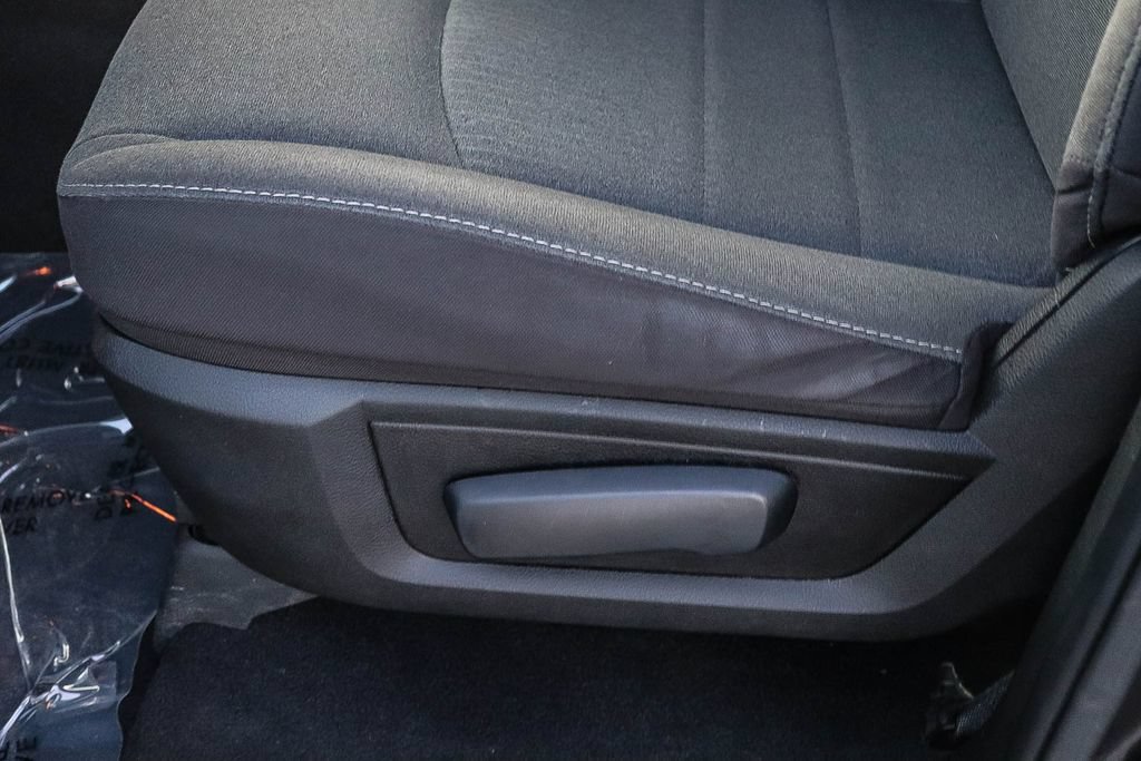 Used 2024 RAM 1500 Warlock AWD/4WD image 24