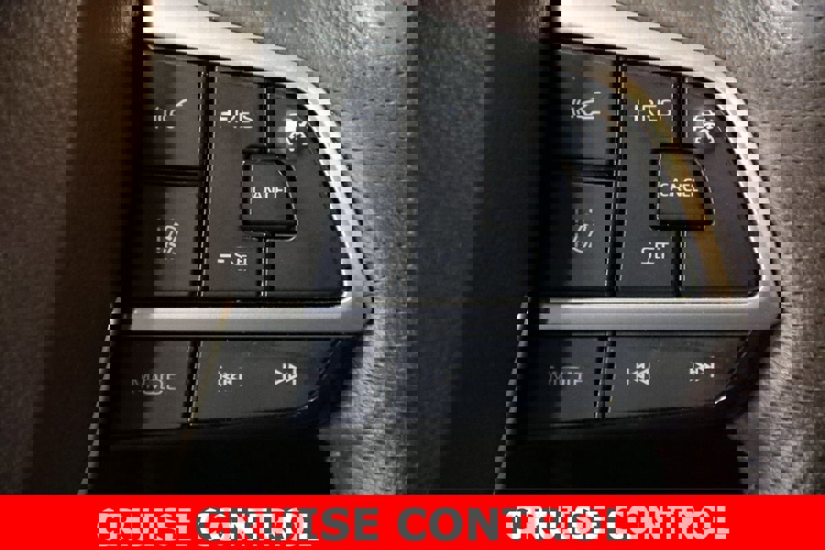 Used 2022 Toyota Sienna Platinum image 17