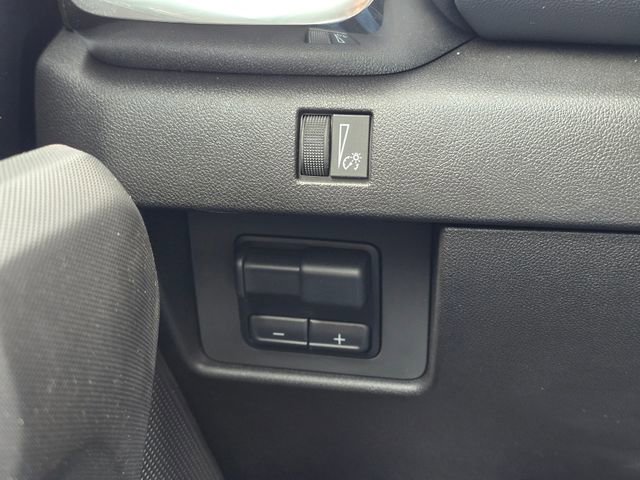 Used 2025 GMC Canyon Elevation image 33