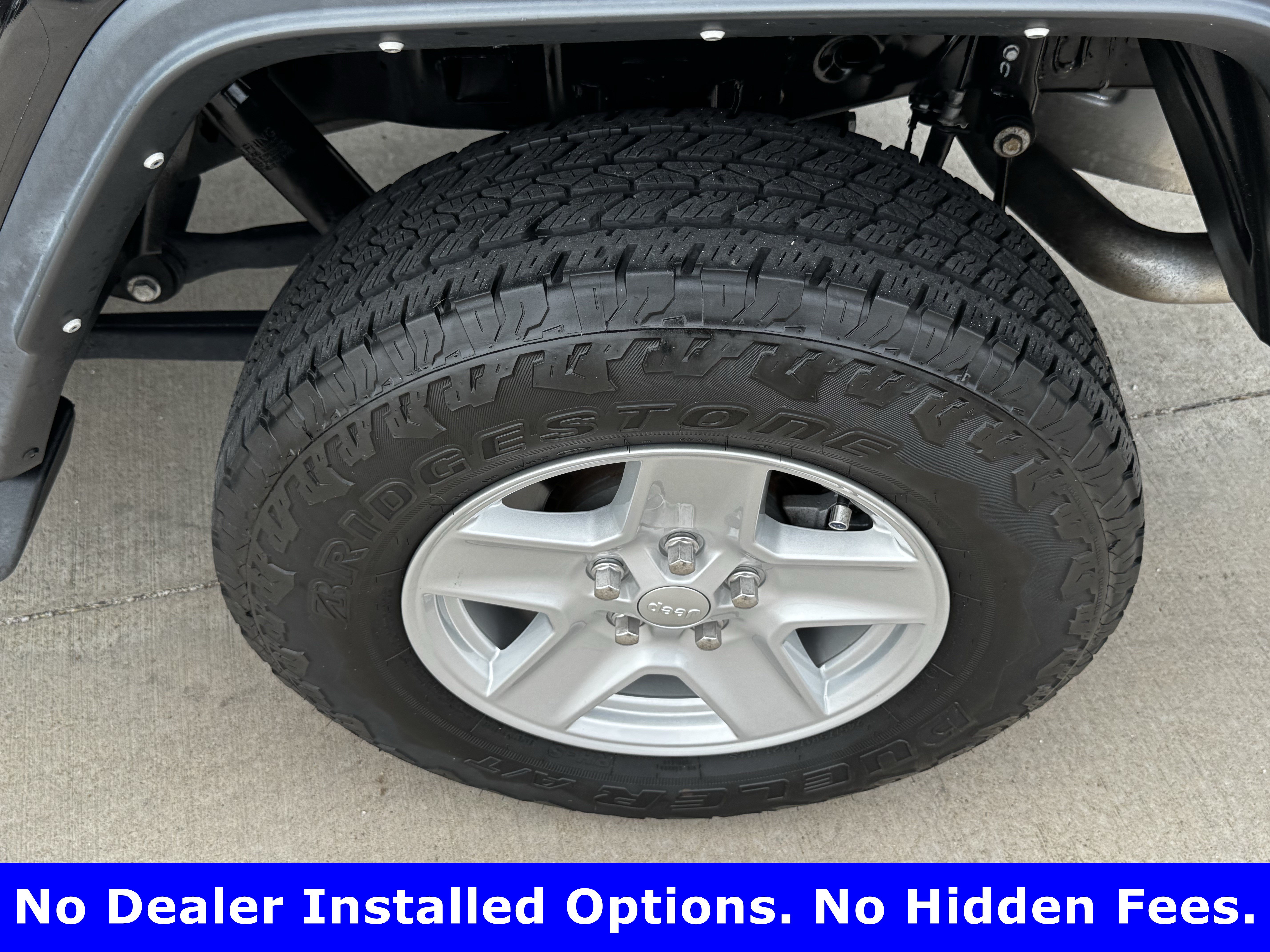 Used 2022 Jeep Gladiator Sport AWD/4WD image 9