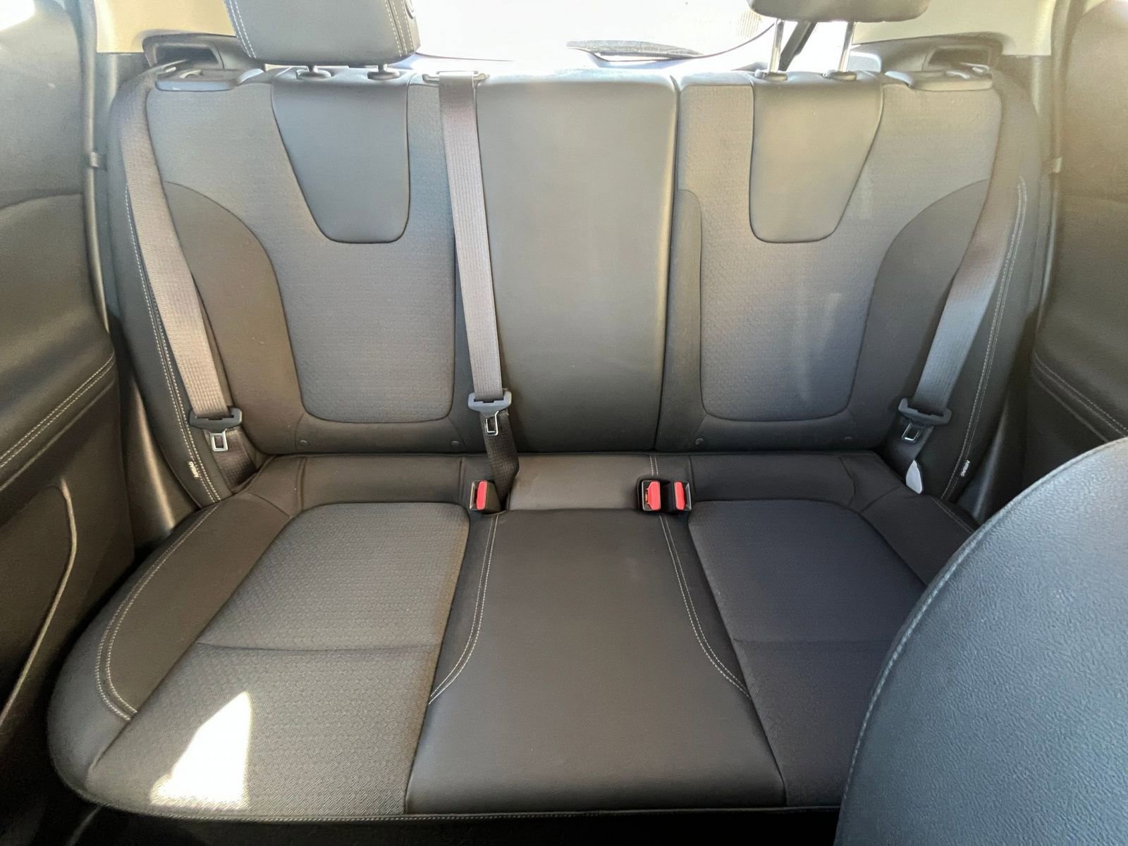 Used 2025 Buick Encore GX Preferred image 37