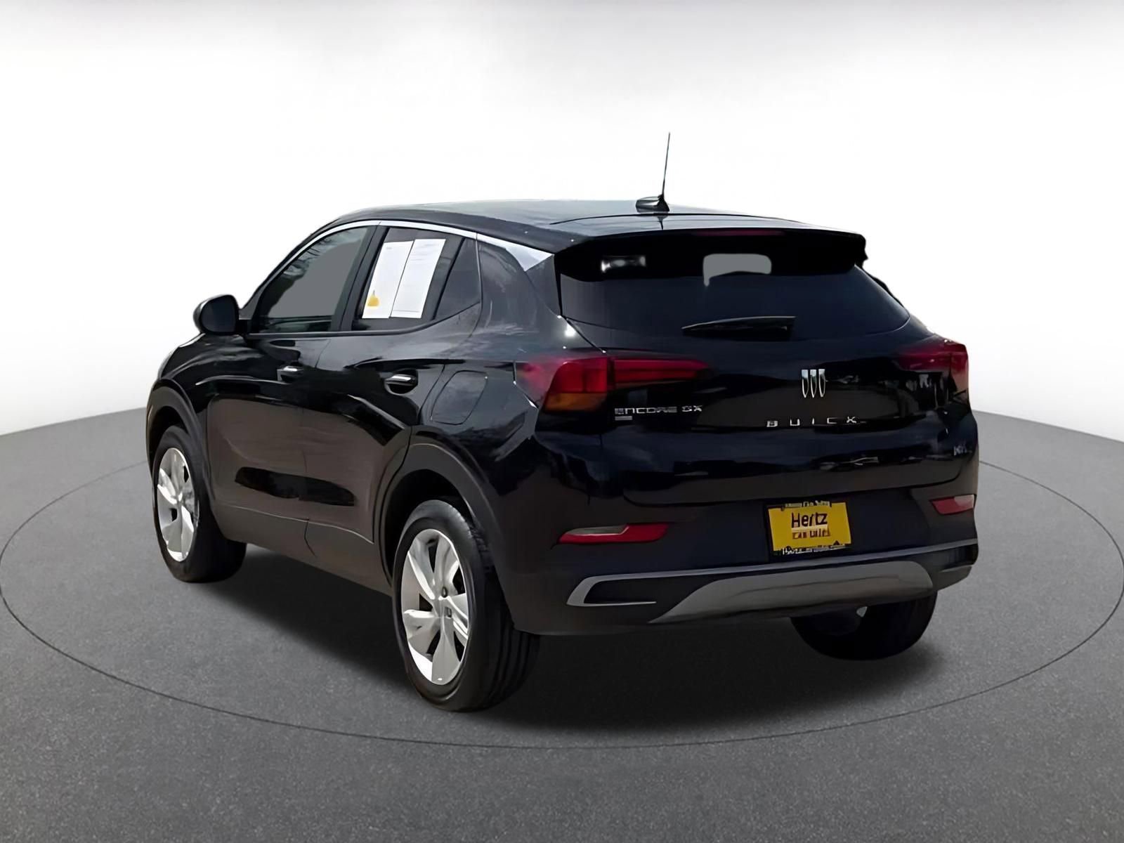 Used 2025 Buick Encore GX Preferred AWD/4WD image 11