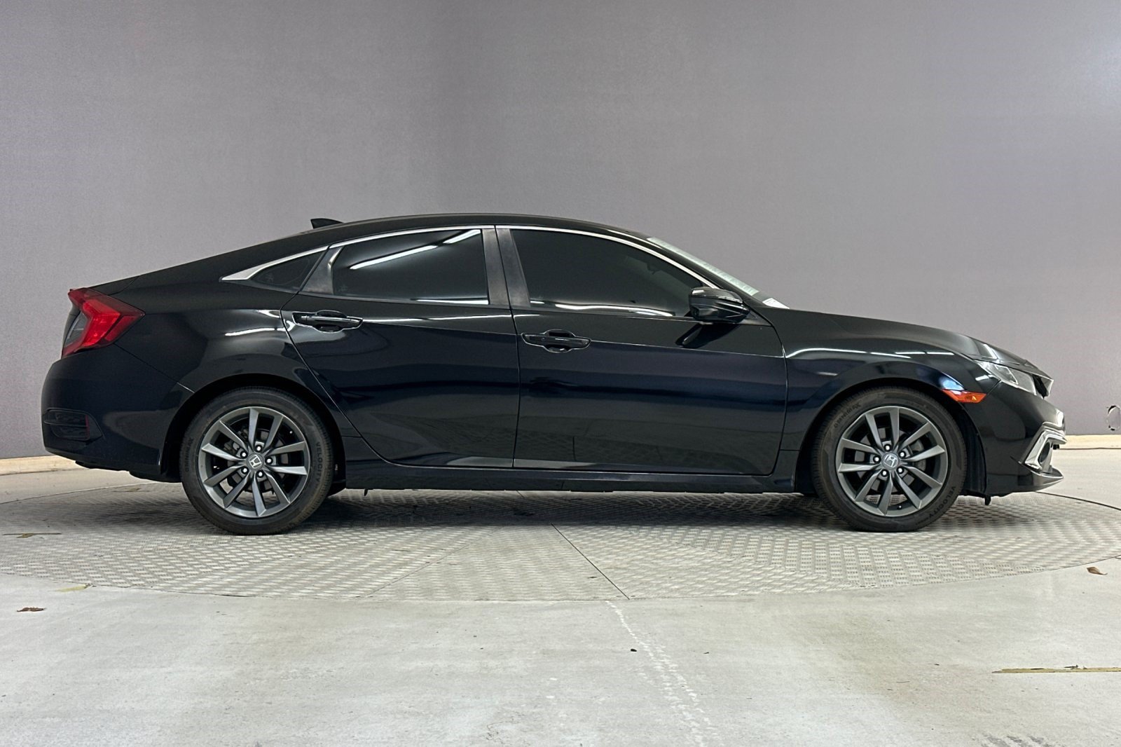 Used 2019 Honda Civic EX image 7