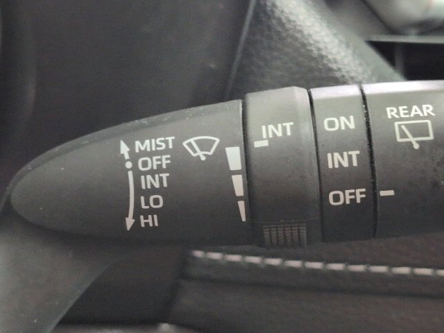 Used 2024 Toyota RAV4 XLE image 27