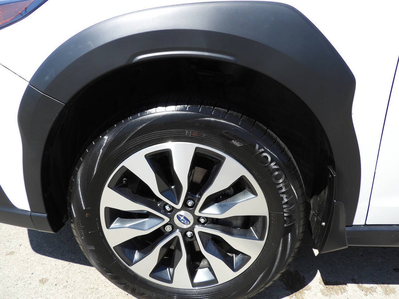 Used 2025 Subaru Outback Limited AWD/4WD image 13