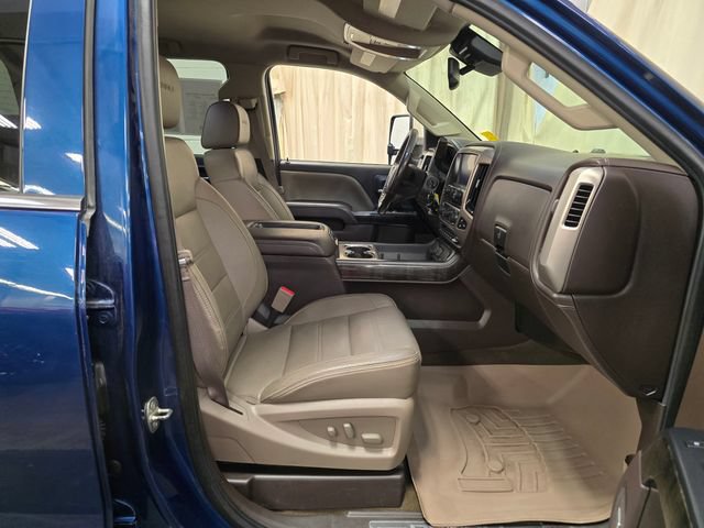 Used 2015 GMC Sierra 2500 Denali w/ Duramax Plus Package AWD/4WD image 36