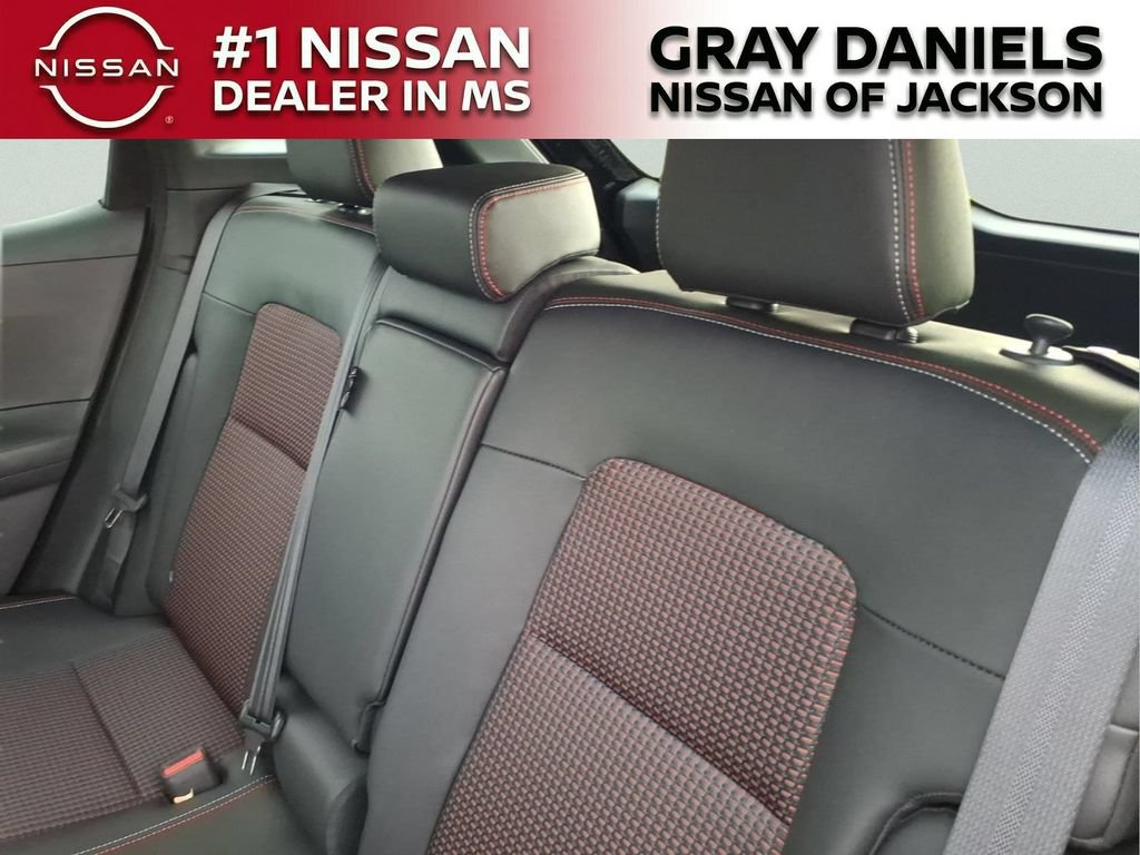 New 2026 Nissan Kicks SR AWD/4WD image 12