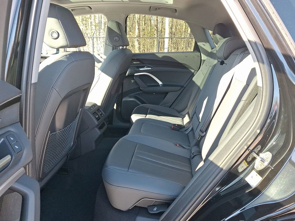 Certified 2025 Audi Q5 Premium Plus image 10