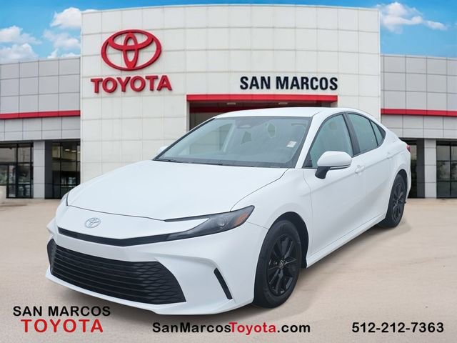 Used 2025 Toyota Camry LE image 1