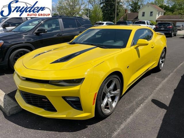 Used 2018 Chevrolet Camaro SS RWD image 1