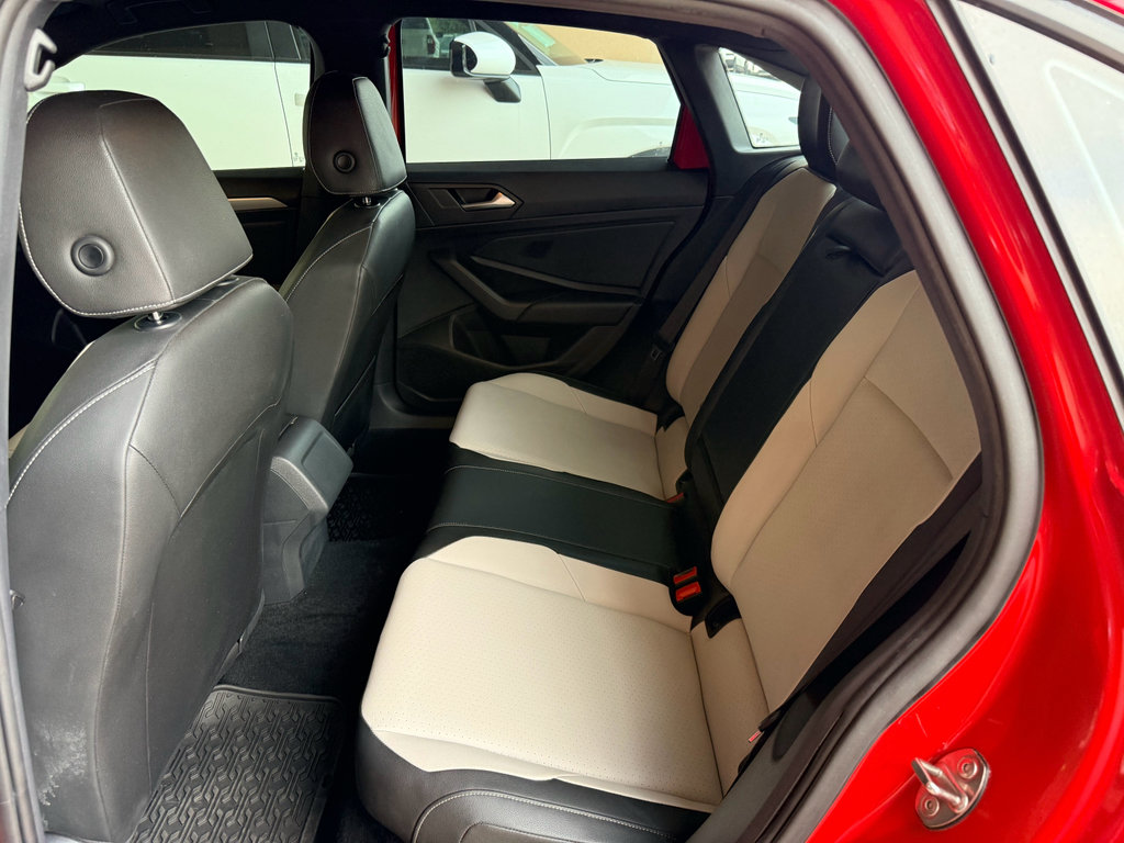 Used 2019 Volkswagen Jetta R-Line FWD image 21