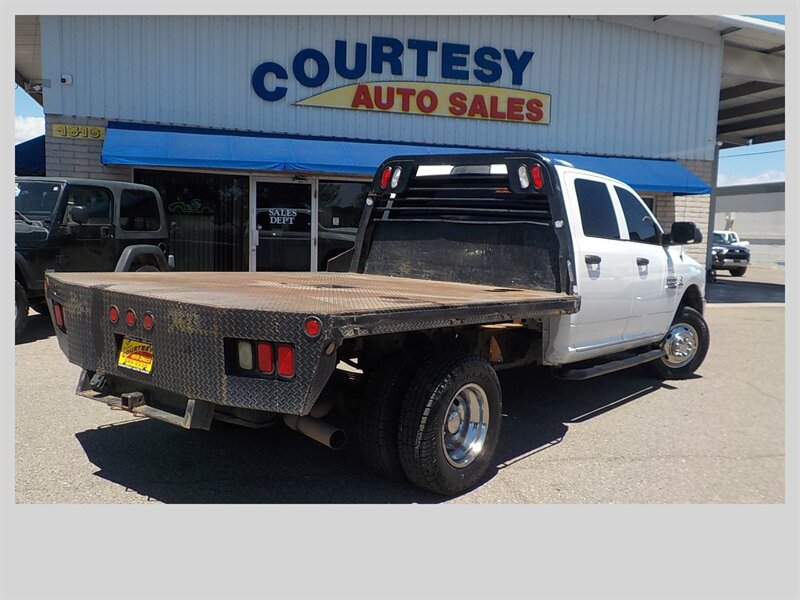 Used 2014 RAM 3500 Tradesman w/ Chrome Appearance Group AWD/4WD image 7