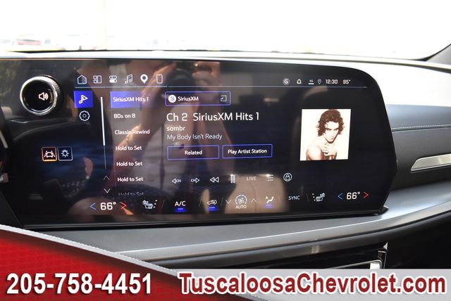 New 2027 Chevrolet Traverse LT w/ Sun and Wheel Package FWD image 30