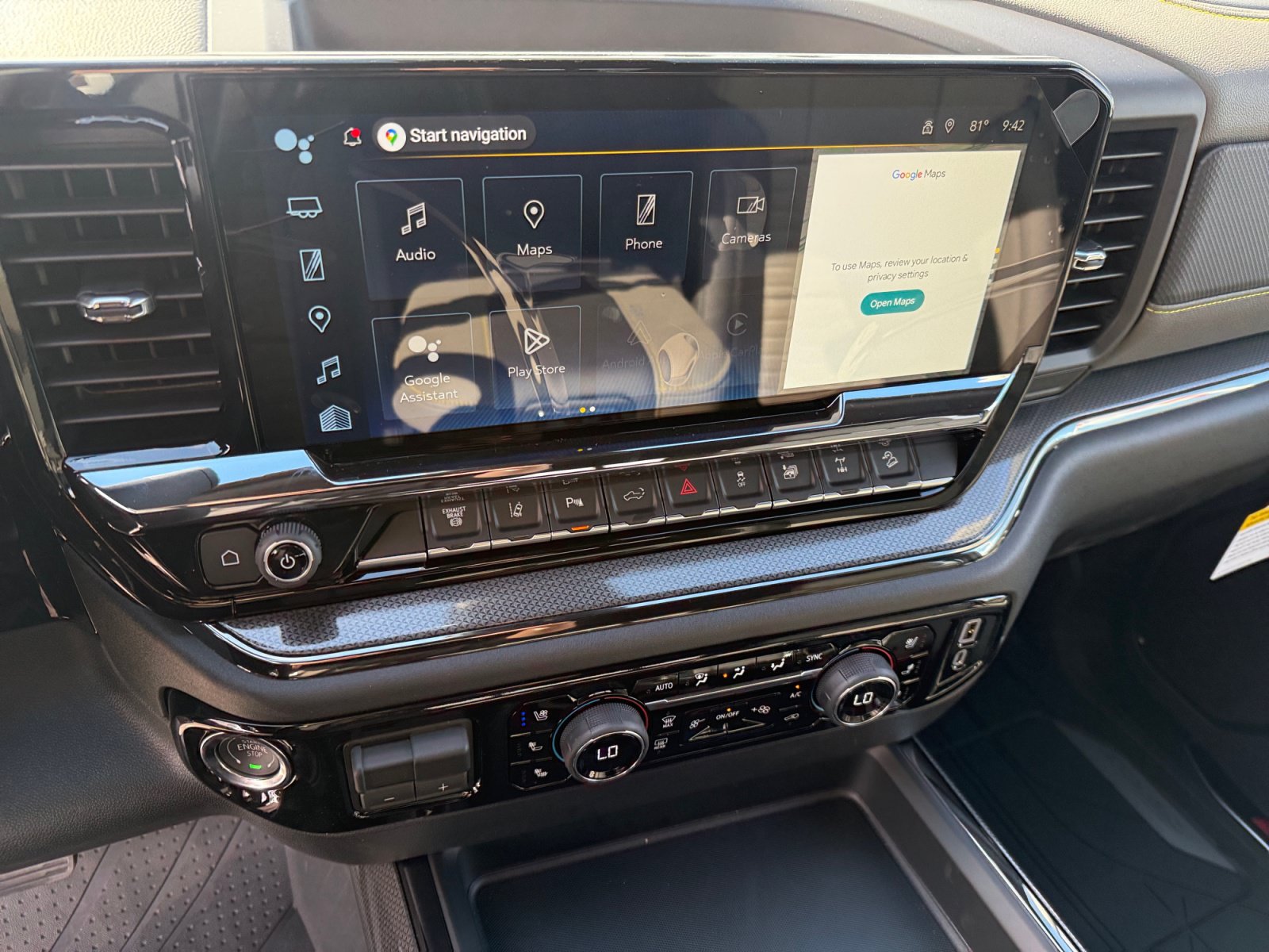 New 2026 Chevrolet Silverado 2500 ZR2 AWD/4WD image 12